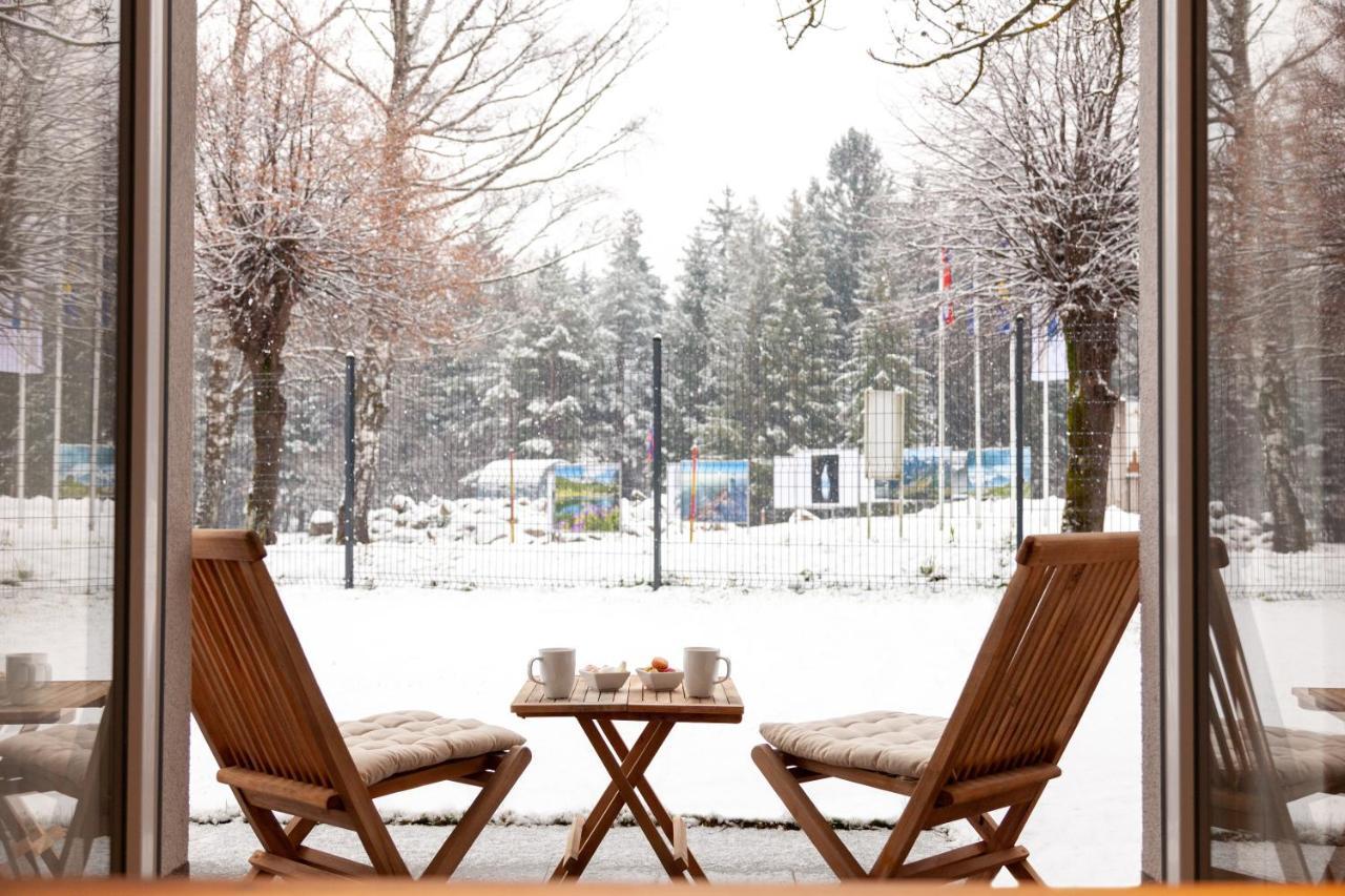 Chic Apartments With Balcony And Spa In Mojstrana Eksteriør bilde