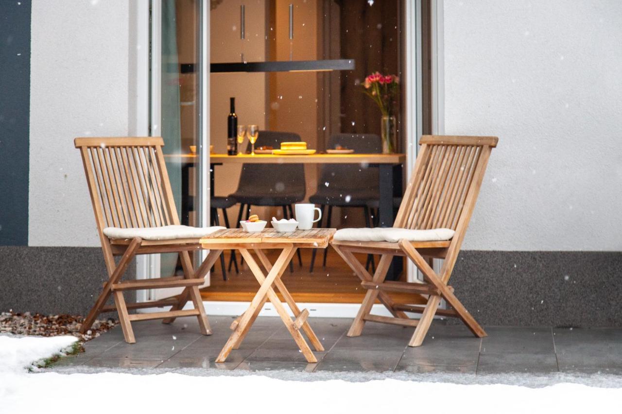 Chic Apartments With Balcony And Spa In Mojstrana Eksteriør bilde